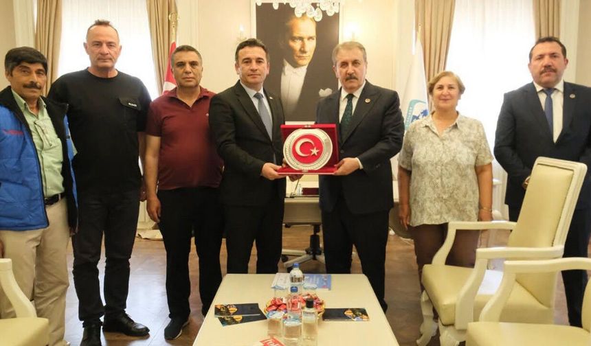 Mustafa Destici'den Başkan Dökmeci'ye ziyaret