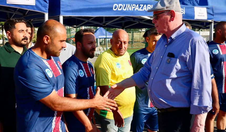 Odunpazarı Belediyesi'nde futbol heyecanı başladı