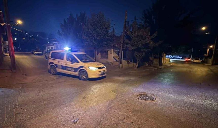 3 Kişiyi Yaralayan Şüpheli Pompalıyla Yakalandı