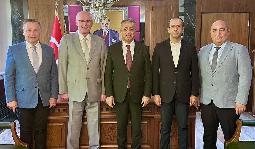 Başkan Kazım Kurt'tan Kaymakam Şahin'e hayırlı olsun ziyareti