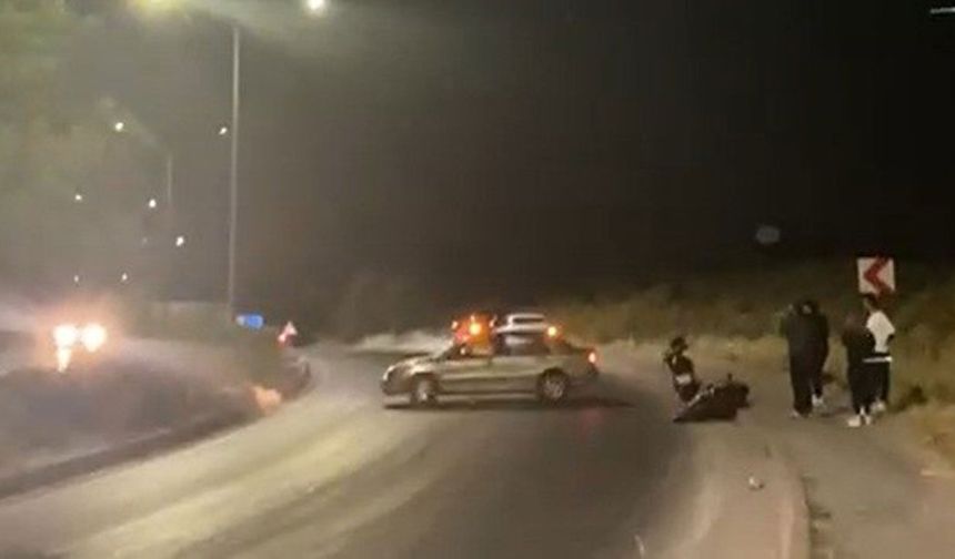 Düştüğü ıslak yolu çekerken, başka bir kazayı da çekti