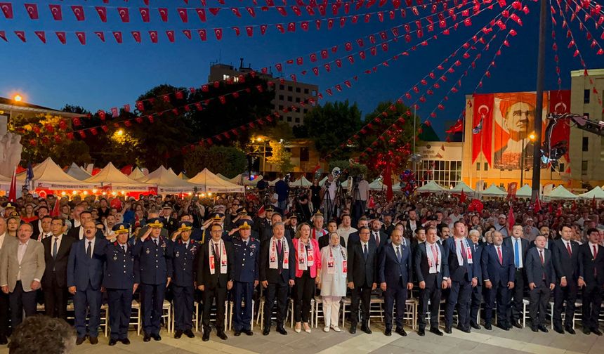 Eskişehirliler 15 Temmuz için tek yürek oldu