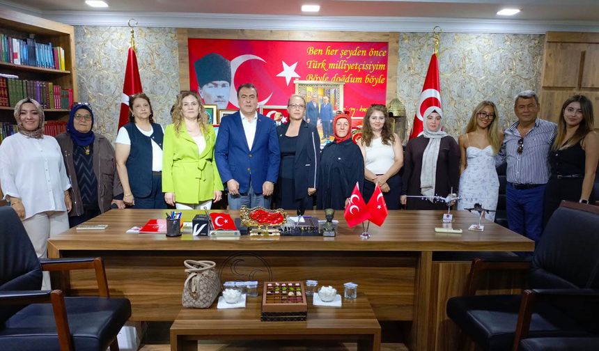 MHP Eskişehir’e yeni katılımlar: Üç isme rozet takıldı