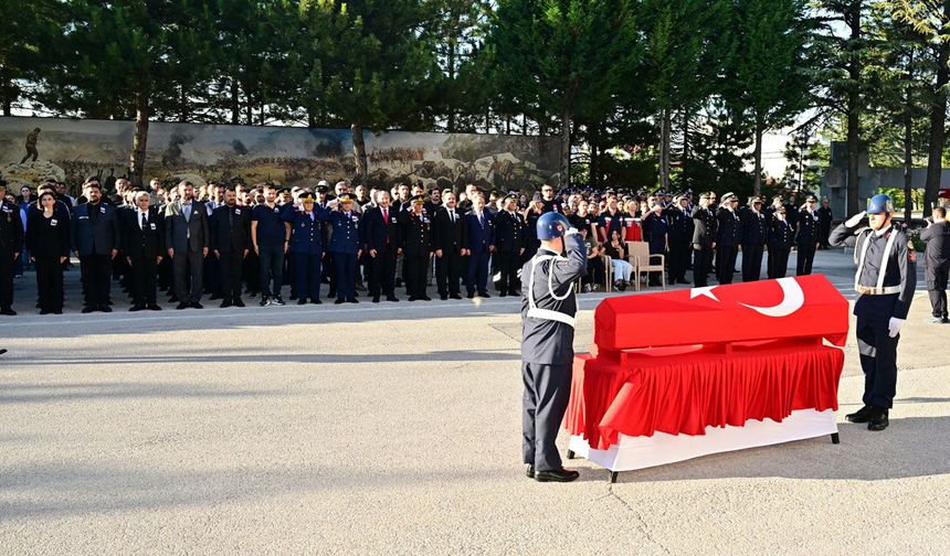 Şehit Uzman Çavuş Mehmet Demirbaş için Eskişehir'de tören düzenlendi