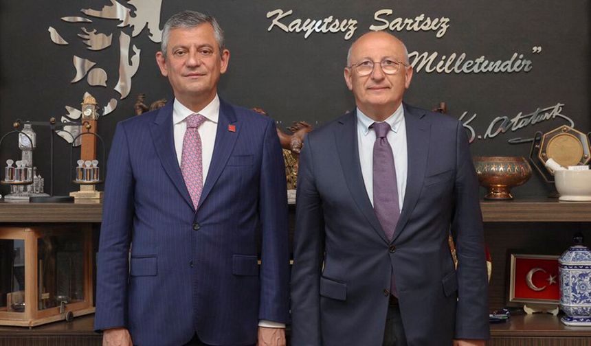 Utku Çakırözer de CHP’den istifa etti