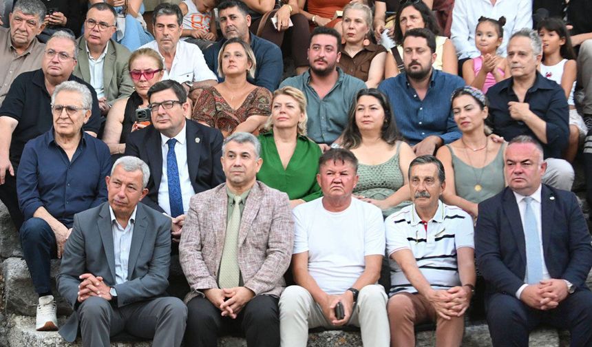 Başkan Ataç’tan Troya Festivali’nde Barış Ve Sanat Vurgusu