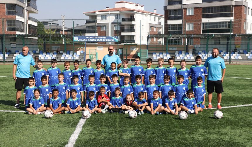 Odunpazarı’nda futbol yaz okuluna büyük ilgi