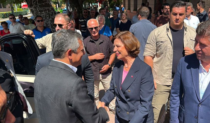 Yeni Parti lideri Özgür Özel Eskişehir'de