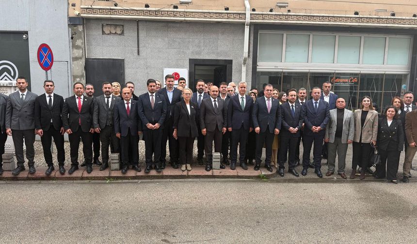 AK Parti’den MHP Eskişehir teşkilatına hayırlı olsun ziyareti