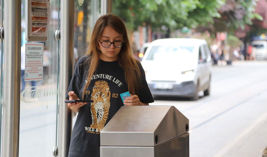 Toplu taşımada öğrencilere büyük kolaylık