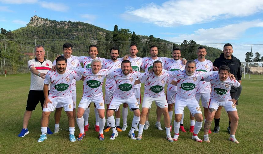 Masterlar Takımı yeni sezon için Kemer’de kampta