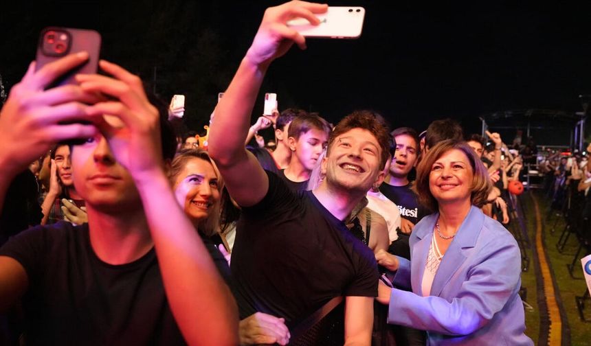 Başkan Ayşe Ünlüce Türkiye’nin ilk 5’inde
