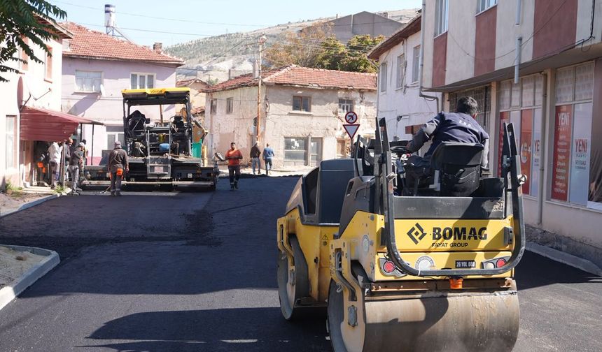 Büyükşehir Belediyesinden Seyitgazi’de Yol Çalışması