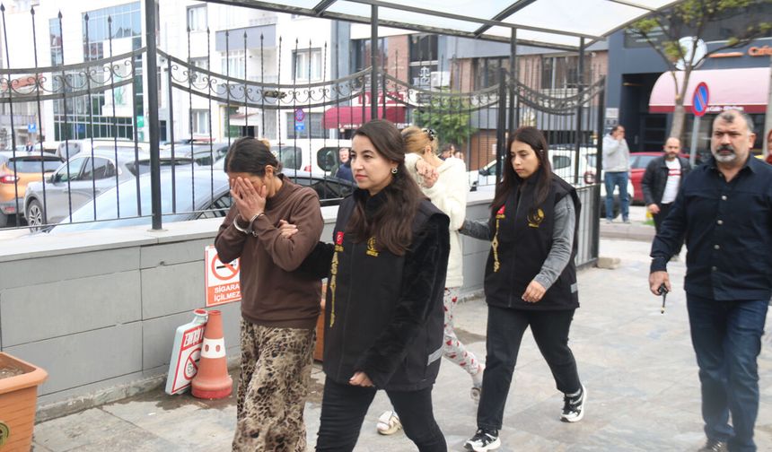 Eskişehir'de evden hırsızlık şüphelileri tutuklandı