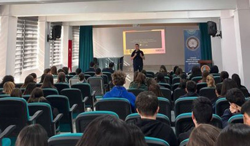 Eskişehir’de gençlere siber güvenlik eğitimi