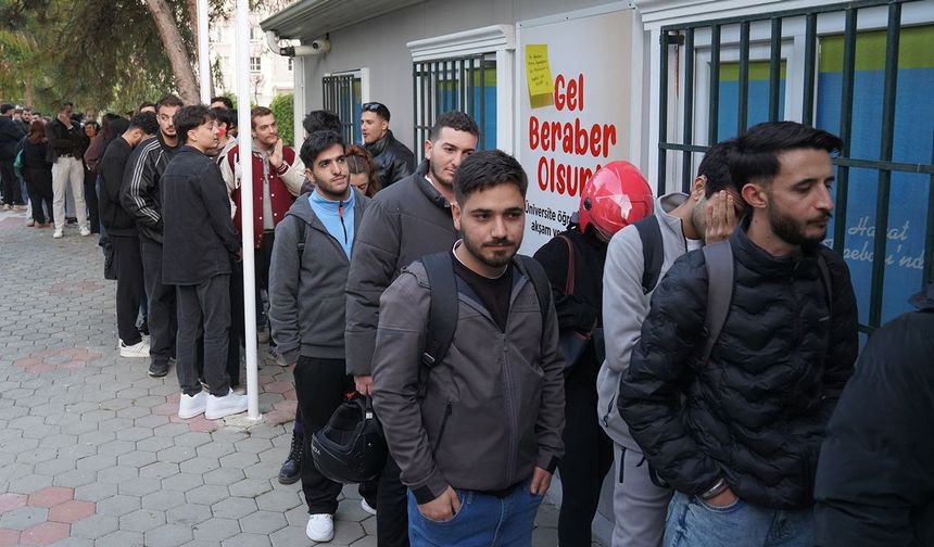 ‘Gel beraber olsun’ yeni yerinde yoğun ilgi gördü