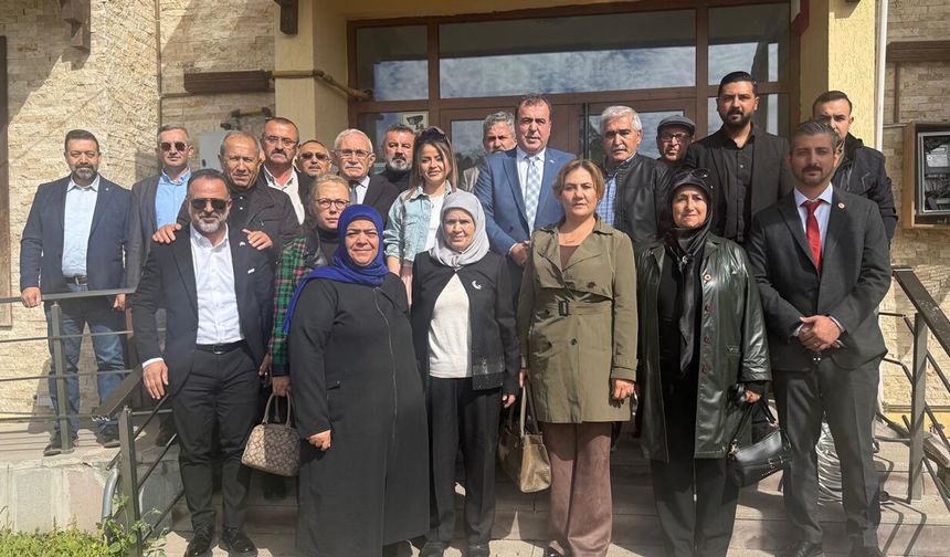 MHP’den mahalle muhtarlarına ziyaret: Sorun ve talepleri dinlediler