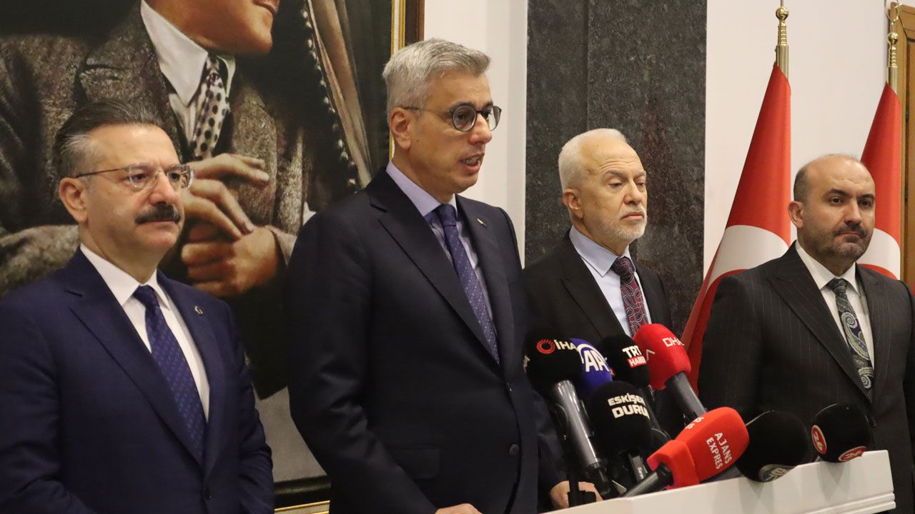 Sağlık Bakanı Memişoğlu Eskişehir'de