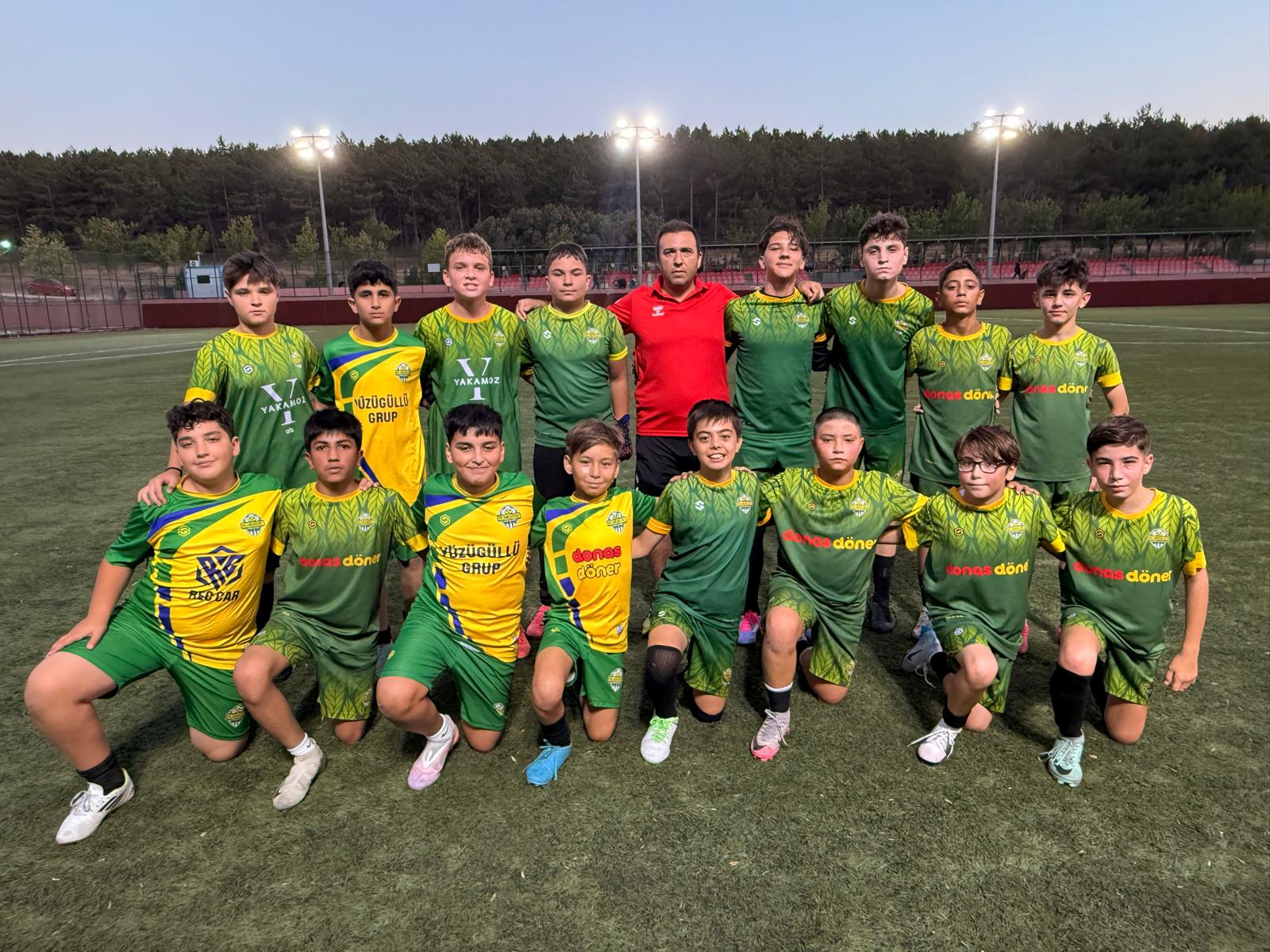  30 Yıllık Dostluğun Eseri Olan Ihlamurkentspor, Bilimsel Altyapı Çalışmalarıyla Eskişehir Futboluna Yön Veriyor (5)