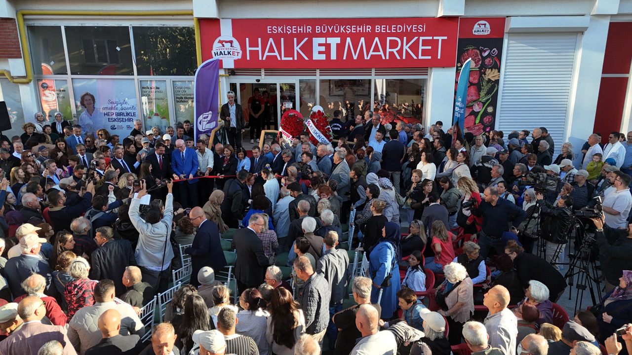 Eskisehirde Ilk Halk Et Market Acildi-1