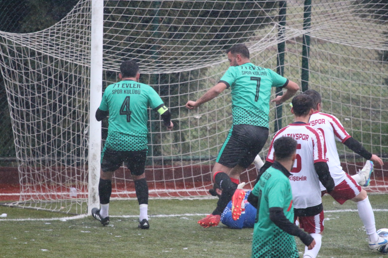 71 Evler Spor Super Amatorde Play Off Sampiyonlugu Geldi (1)-1