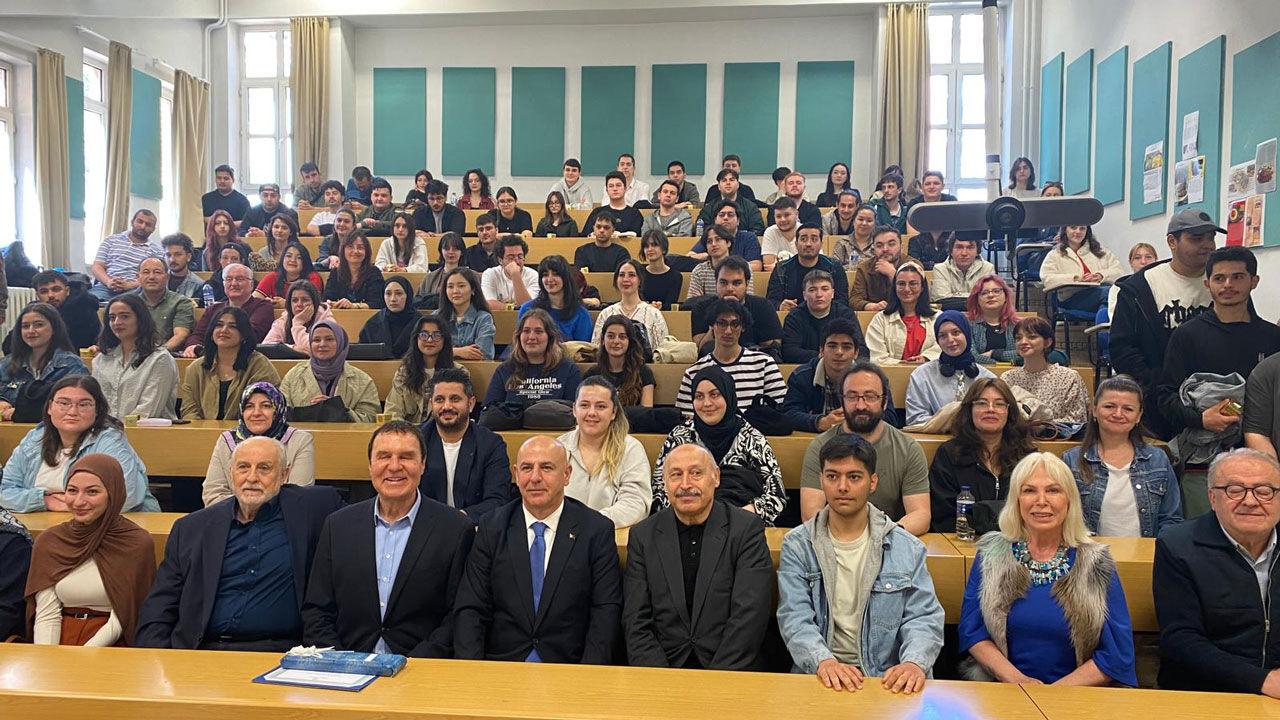 Anadolu Universitesinde Marka Gastronomi Ve Sehir Kulturu Konusuldu 1