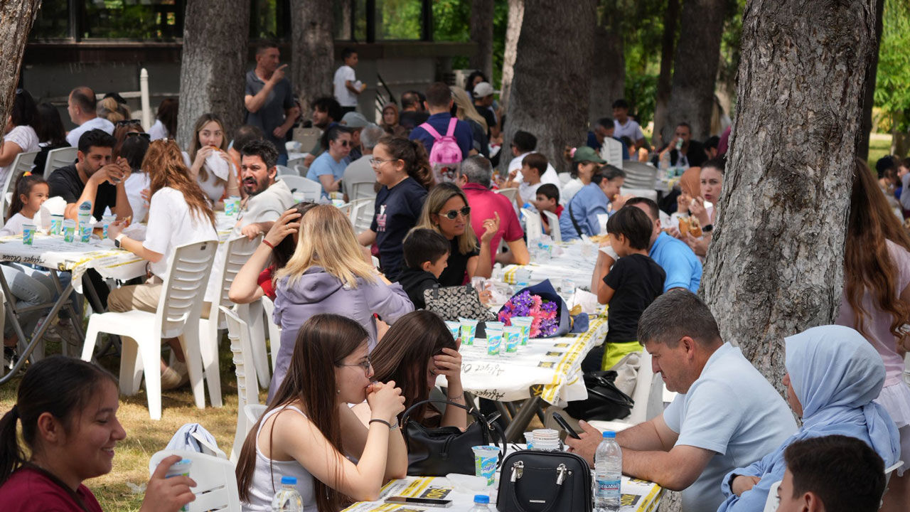 Anadolu Universitesi Spor Kulubu Aile Pikniginde Bulustu 1
