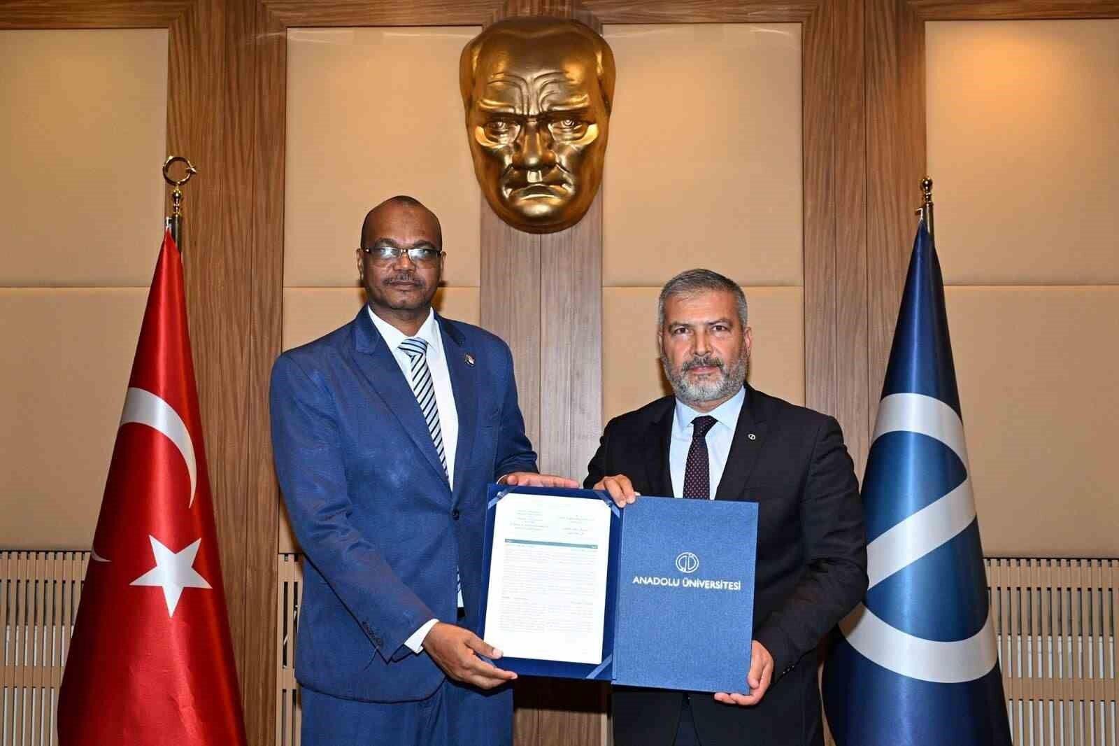 AÜ ve Sudan Cumhuriyeti eğitim alanında iş birliğine imza attı