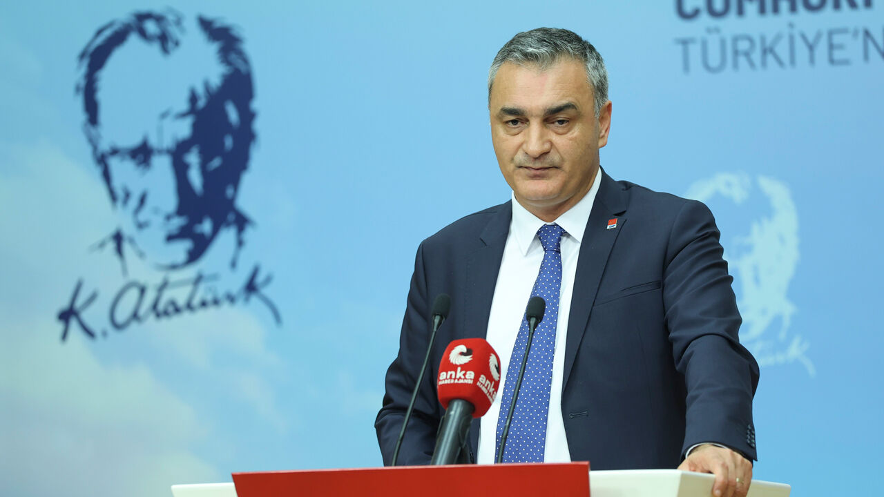 CHP Ayşe Ünlüce'yi destekleme kararı aldı