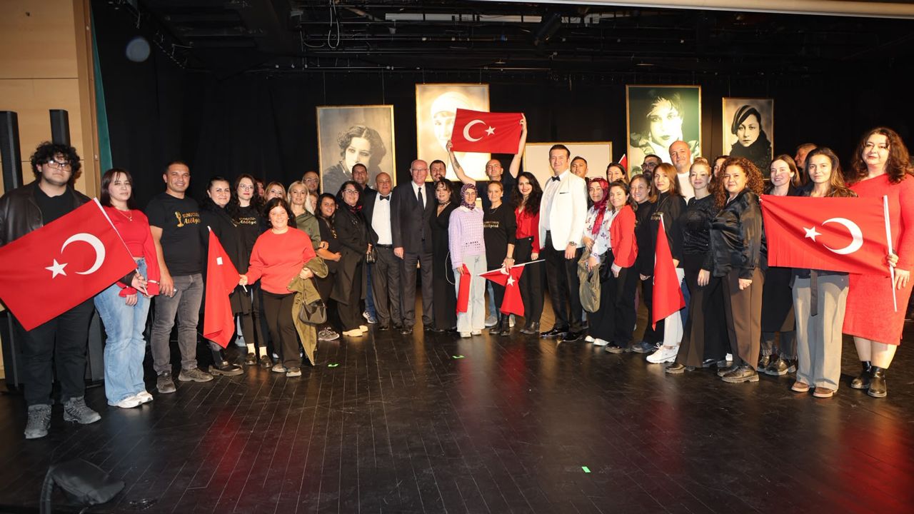 Odunpazarı’nda Cumhuriyet coşkusu sanatla sahneye taşındı